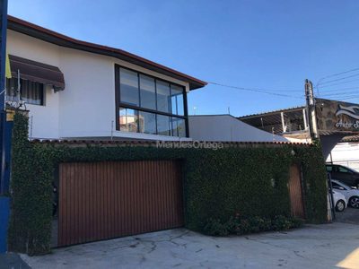 Casa, 3 quartos, 304 m² - Foto 3