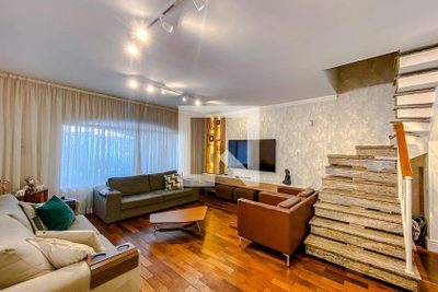 Casa, 3 quartos, 250 m² - Foto 1