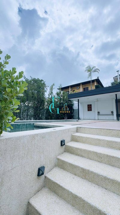 Casa, 4 quartos, 422 m² - Foto 1