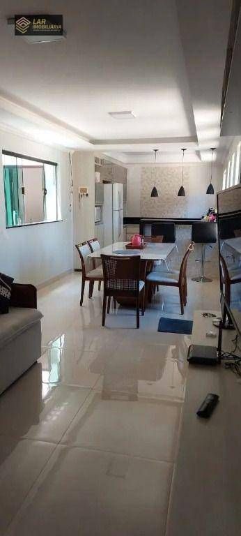 Casa, 2 quartos, 210 m² - Foto 4