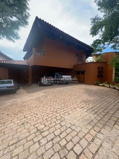 Sobrado, 3 quartos, 580 m² - Foto 1