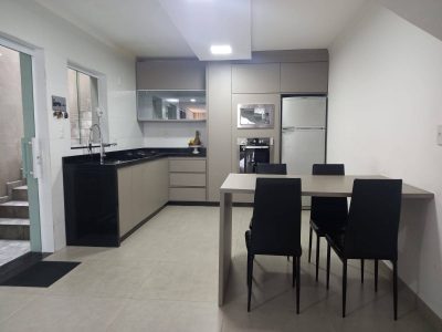 Casa, 2 quartos, 200 m² - Foto 2