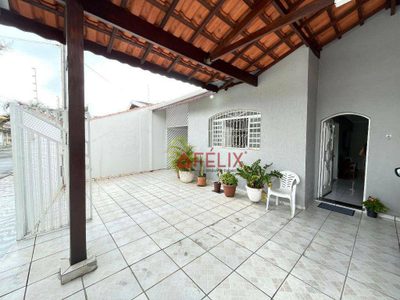 Casa, 3 quartos, 200 m² - Foto 1