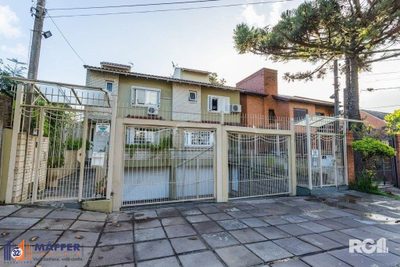 Casa, 3 quartos, 344 m² - Foto 1