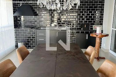 Apartamento, 3 quartos, 213 m² - Foto 1