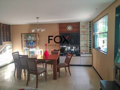 Casa, 4 quartos, 375 m² - Foto 1