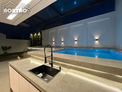 Casa, 3 quartos, 255 m² - Foto 4