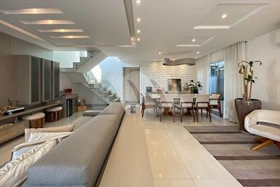 Casa, 3 quartos, 352 m² - Foto 1