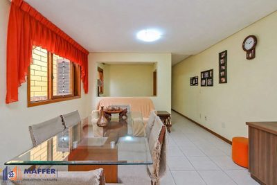 Casa, 3 quartos, 219 m² - Foto 2