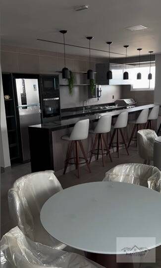 Apartamento, 2 quartos, 84 m² - Foto 1