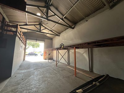 Loja-Salão, 900 m² - Foto 2