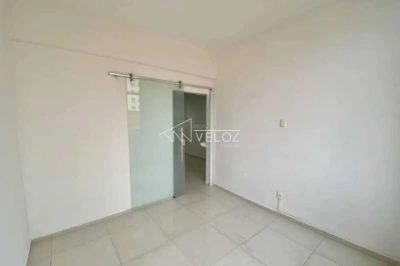 Apartamento, 1 quarto, 32 m² - Foto 2