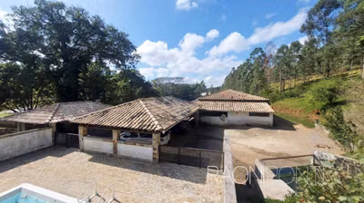 Sítio, 8 quartos, 58000 m² - Foto 1