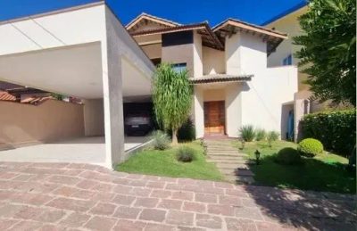 Casa, 4 quartos, 330 m² - Foto 1