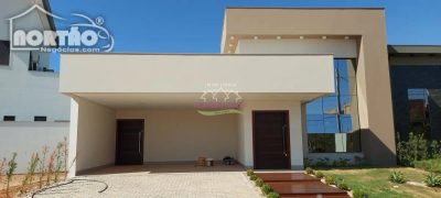 Casa, 1 quarto, 210 m² - Foto 2