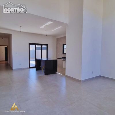 Casa, 4 quartos, 150 m² - Foto 2