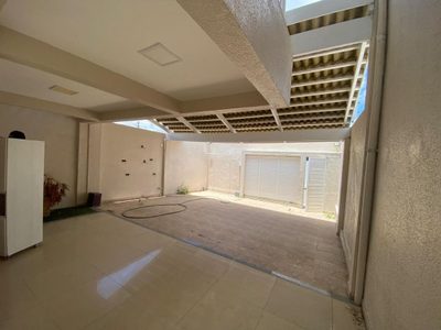 Casa, 4 quartos, 138 m² - Foto 2