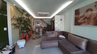 Sobrado, 3 quartos, 250 m² - Foto 1