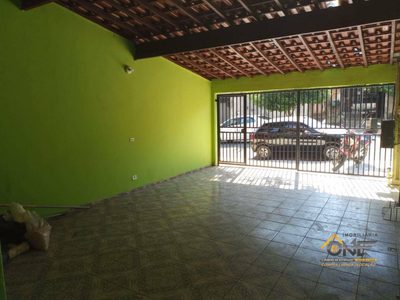 Casa, 3 quartos, 180 m² - Foto 1