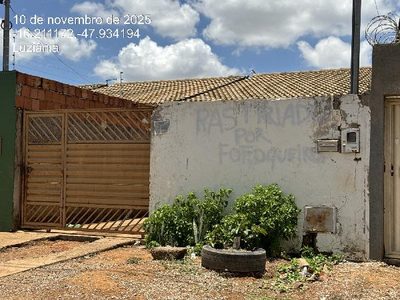 Casa, 2 quartos, 180 m² - Foto 1