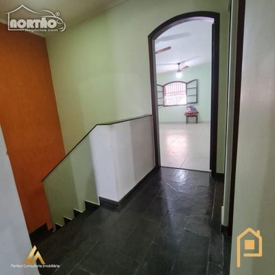 Casa, 4 quartos, 280 m² - Foto 2