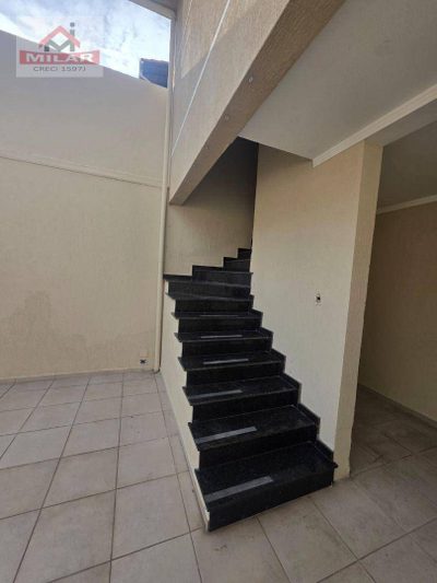 Casa, 4 quartos, 286 m² - Foto 4