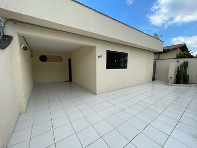 Casa, 4 quartos, 180 m² - Foto 1