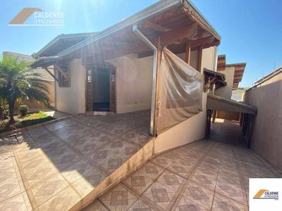 Casa, 3 quartos, 240 m² - Foto 1