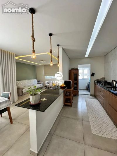 Casa, 5 quartos, 120 m² - Foto 4