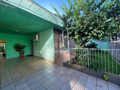 Casa, 5 quartos, 196 m² - Foto 3