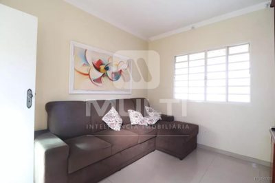 Casa, 3 quartos, 237 m² - Foto 4