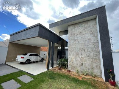 Casa, 3 quartos, 208 m² - Foto 2