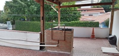 Casa, 5 quartos, 243 m² - Foto 1