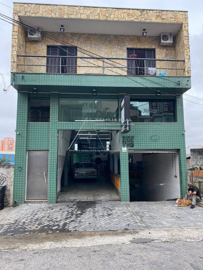 Sobrado, 3 quartos, 662 m² - Foto 1