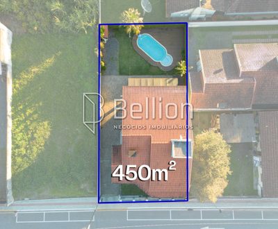 Casa, 3 quartos, 219 m² - Foto 2