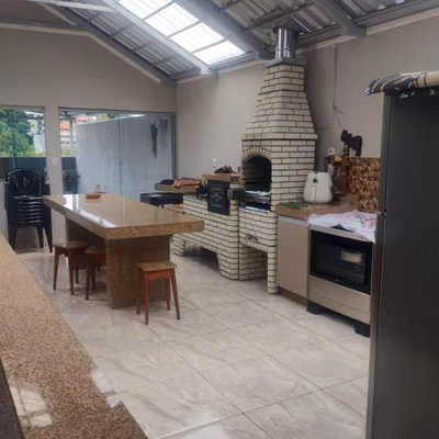 Casa, 3 quartos, 186 m² - Foto 1