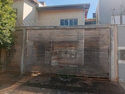 Casa, 2 quartos, 230 m² - Foto 1
