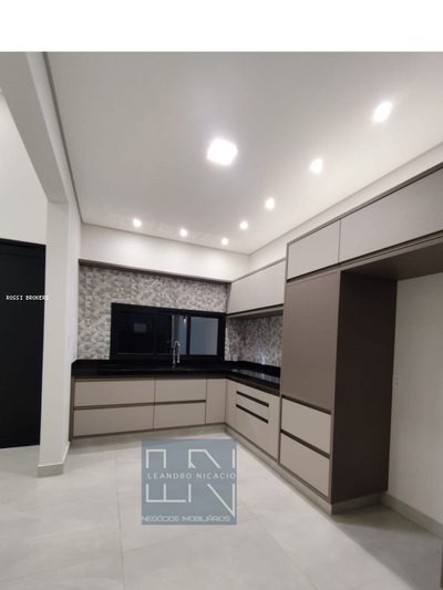 Casa, 3 quartos, 105 m² - Foto 4