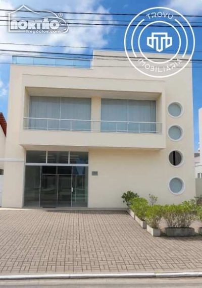 Casa, 3 quartos, 430 m² - Foto 2
