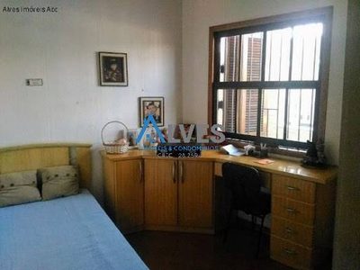 Casa, 5 quartos, 212 m² - Foto 2