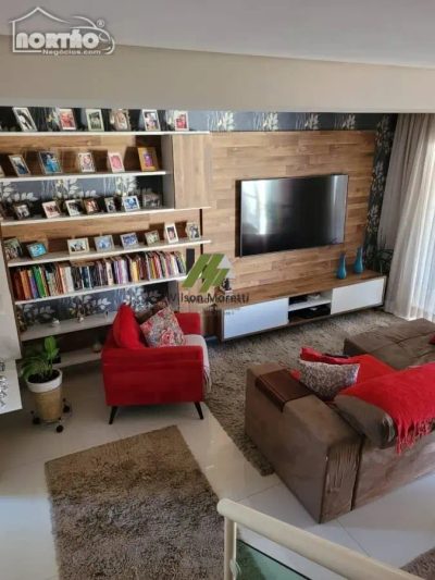 Casa, 5 quartos, 89 m² - Foto 2