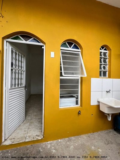 Casa, 1 quarto, 30 m² - Foto 1