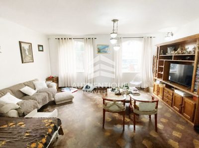 Sobrado, 3 quartos, 318 m² - Foto 1