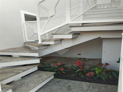 Sobrado, 3 quartos, 242 m² - Foto 3