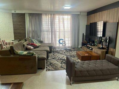 Casa, 4 quartos, 354 m² - Foto 1