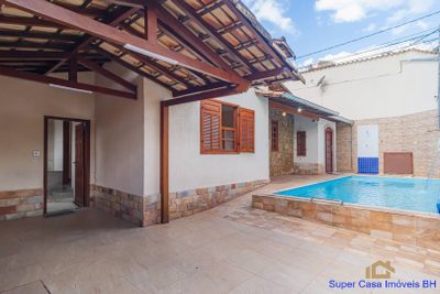 Casa, 3 quartos, 260 m² - Foto 2