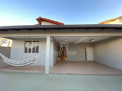 Casa, 5 quartos, 240 m² - Foto 2