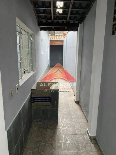 Casa, 1 quarto, 61 m² - Foto 1