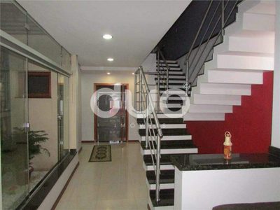Casa, 3 quartos, 260 m² - Foto 1