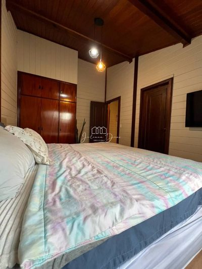 Casa, 6 quartos, 261 m² - Foto 2